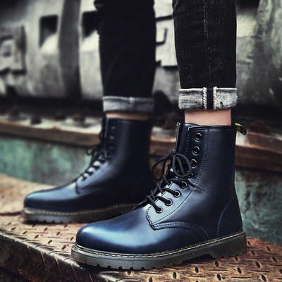 Durva talpú férfi csizma többféle színben