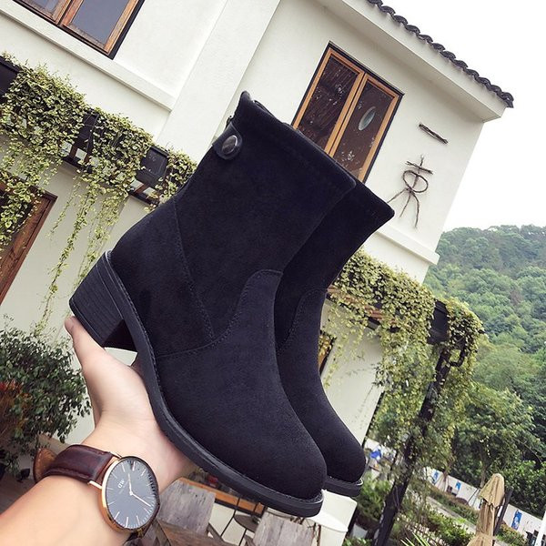 Γυναικείες casual μπότες σε οικολογικό σουέτ σε μαύρο χρώμα