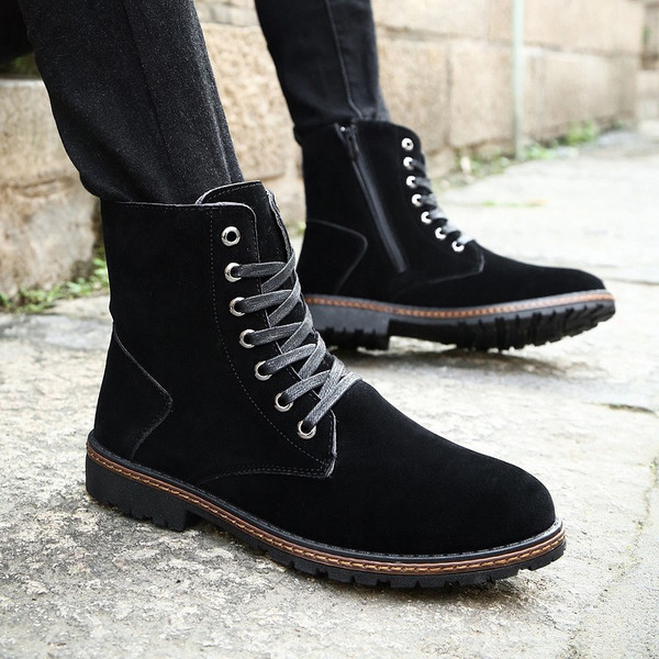 Cizme barbatesti cu sireturi in trei culori