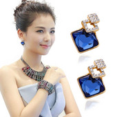 Дамски обеци в три цвята с декоративни камъни - два модела