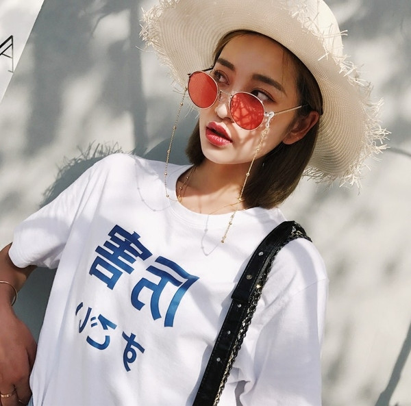 Ochelari rotunzi moderni de dama cu lant in mai multe culori