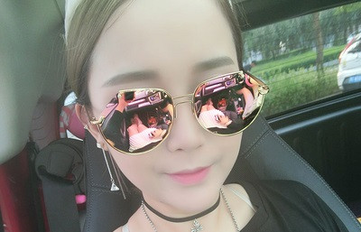 Елегантни дамски огледални очила в четири цвята