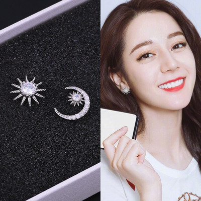 Női fülbevaló két modellben, díszkövekkel