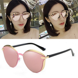 Актуални дамски огледални очила в няколко цвята