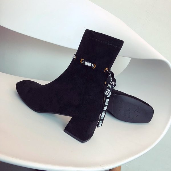 Γυναικείες  casual μπότες με μαύρο χρώμα σε οικολογικό σουέτ