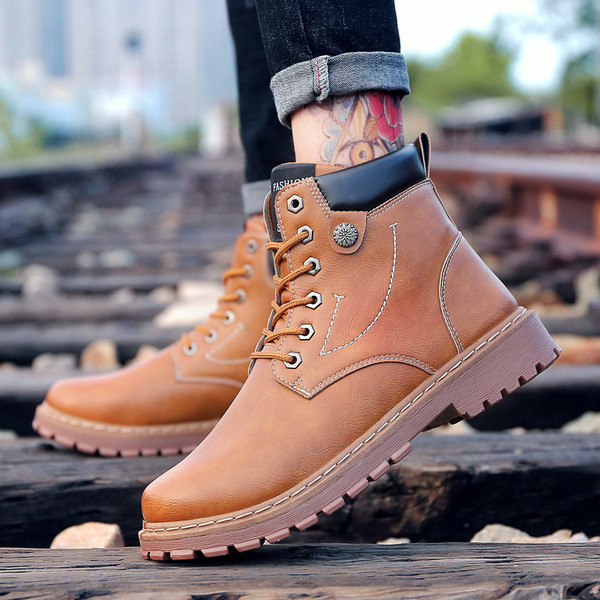 Cizme barbatesti in trei culori cu sireturi