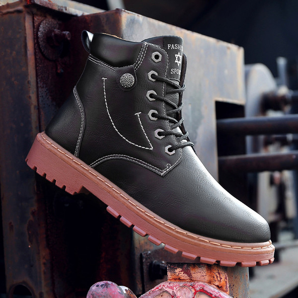 Cizme barbatesti in trei culori cu sireturi