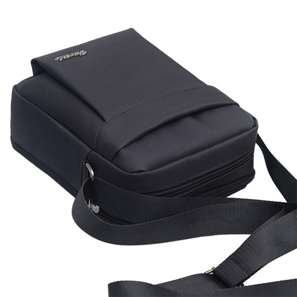 Мъжка ежедневна чанта през рамо