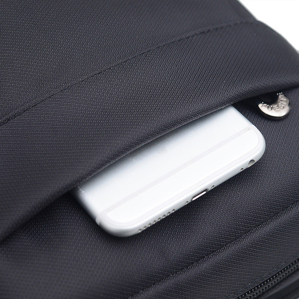 Мъжка ежедневна чанта през рамо