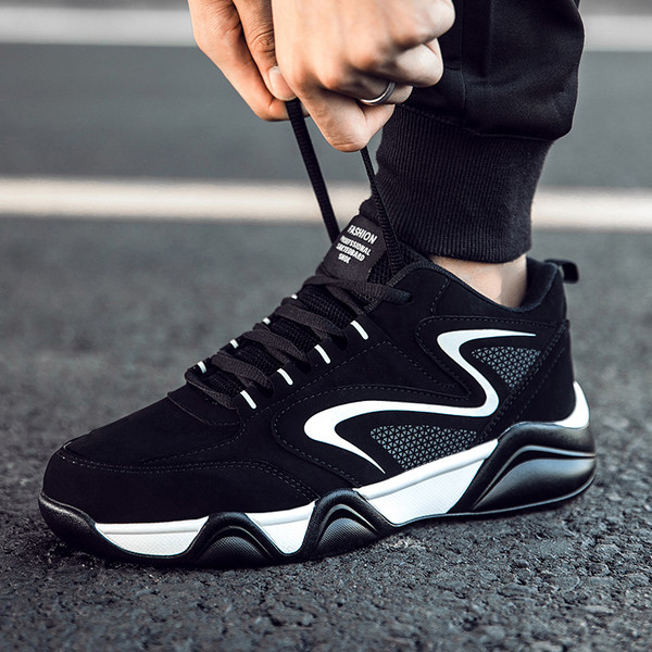 Модерни мъжки маратонки  в три цвята