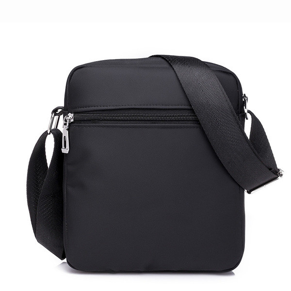 Спортно-ежедневна мъжка чанта