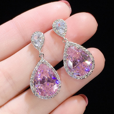 Дамски елегантни обеци в два цвята с декоративни камъни