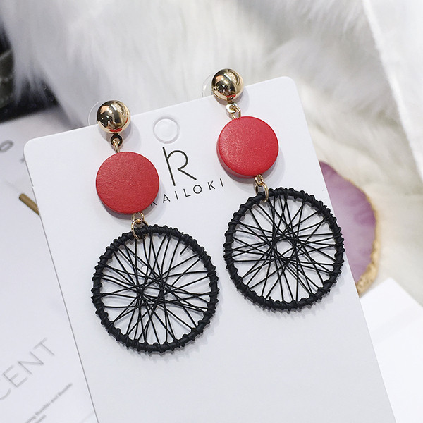 Дамски ежедневни обеци в три цвята