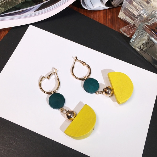 Дамски ежедневни дълги обеци в два цвята