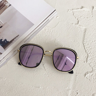 Ochelari de soare moderni de dama in diferite culori