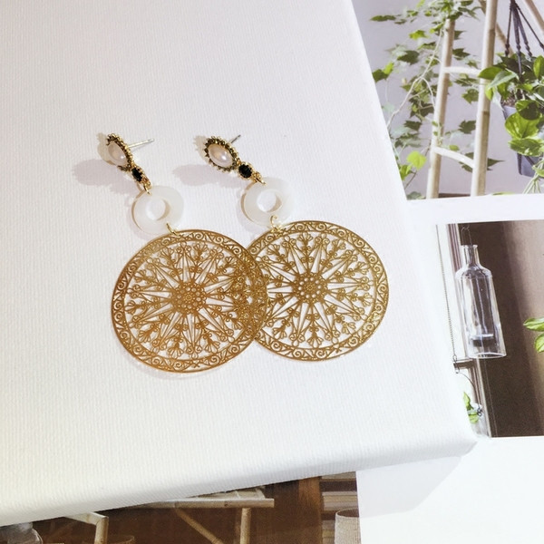 Дамски модерни дълги обеци