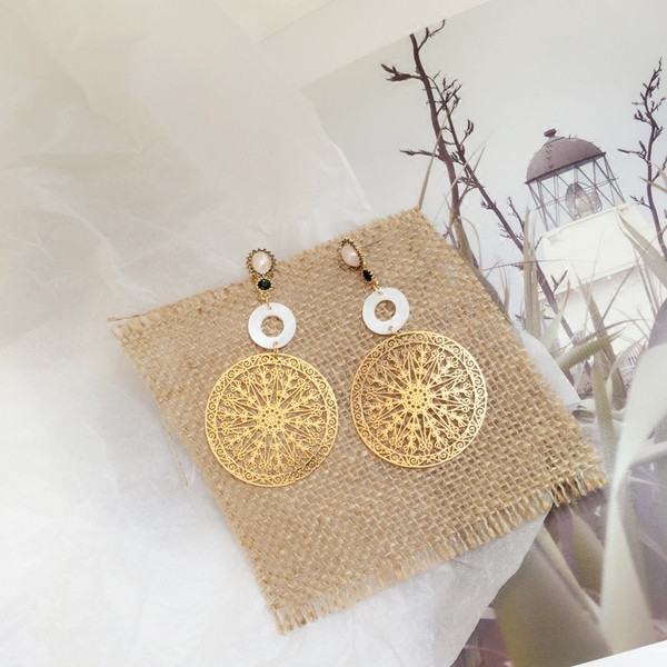 Дамски модерни дълги обеци