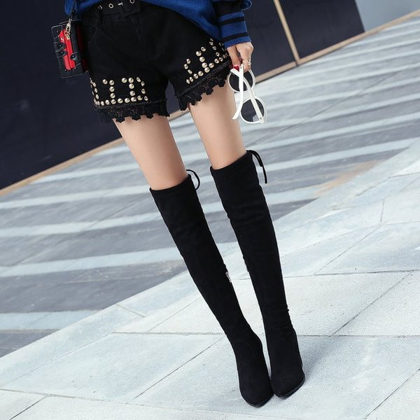 Cizme de dama stilate din piele intoarsa ecologica de culoare neagra