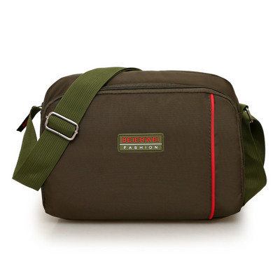 Geanta barbateasca in doua modele in negru