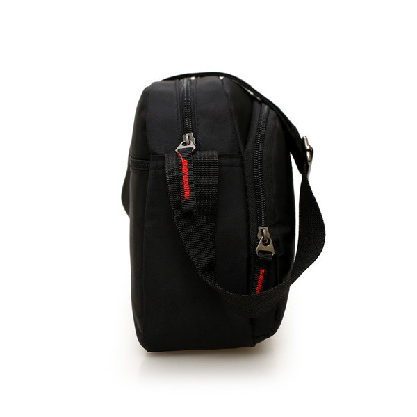 Geanta barbateasca in doua modele in negru