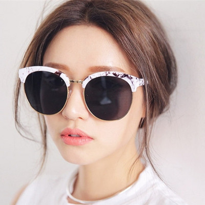 Γυναικεία γυαλιά ηλίου σε τρία χρώματα