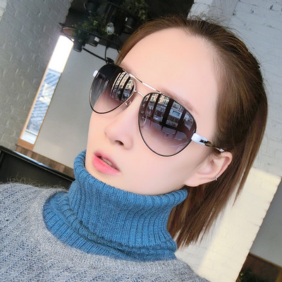 Moдерни дамски слънчеви очила в четири цвята