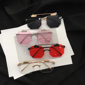 Небрежни дамски очила в различни цветове