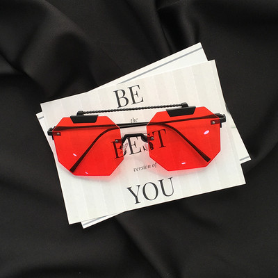 Небрежни дамски очила в различни цветове