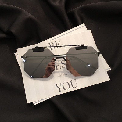 Небрежни дамски очила в различни цветове