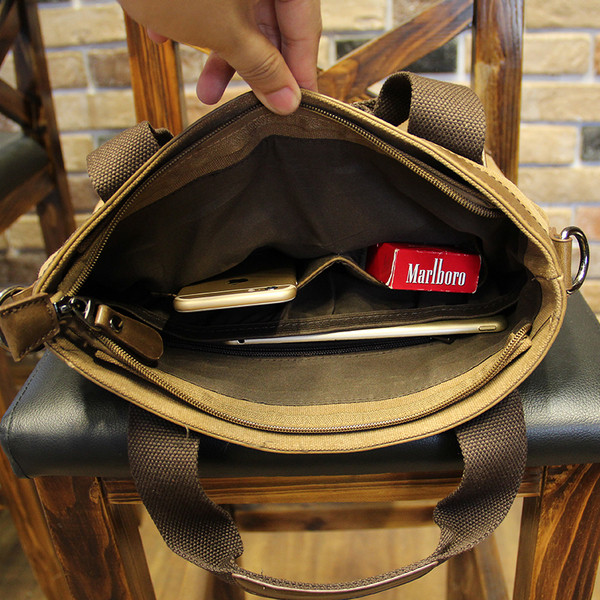 Geanta barbateasca in doua culori cu buzunare exterioare