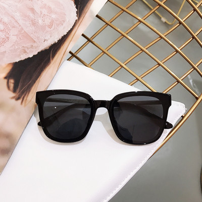 Ochelari de soare eleganti pentru femei in cinci culori