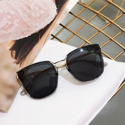 Ochelari de soare eleganti pentru femei in cinci culori