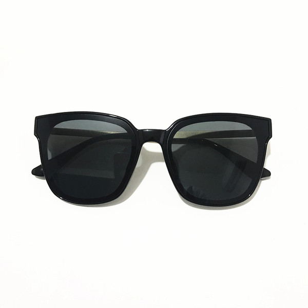 Ochelari de soare eleganti pentru femei in cinci culori