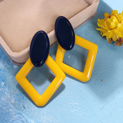 Γυναικεία καθημερινά μικρά σκουλαρίκια σε δύο χρώματα