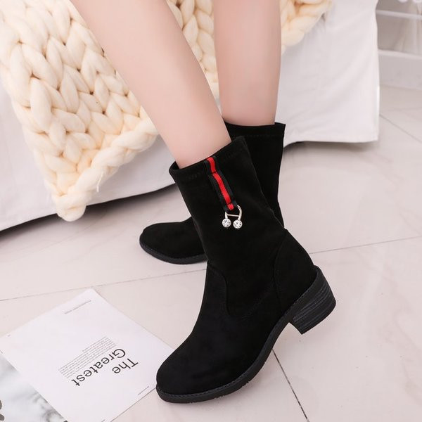 Стилни дамски боти с метална декорация от еко велур в два цвята