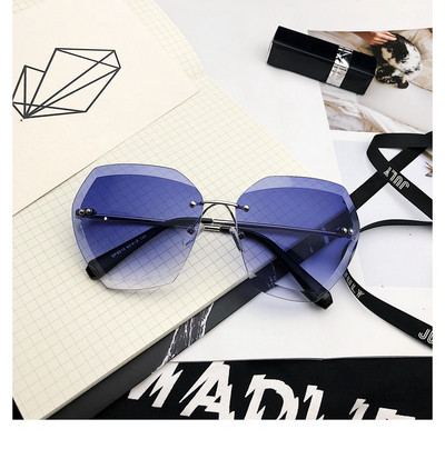 Дамски модерни прозрачни очила в различни цветове