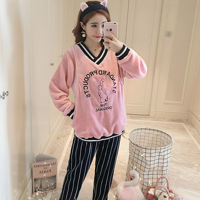 Χειμερινή πιτζάμα για έγκυες γυναίκες σε δύο μέρη σε διάφορα μοντέλα