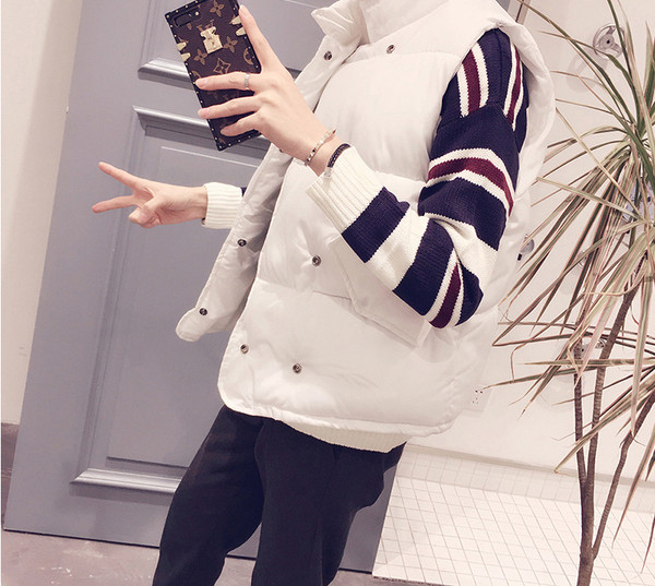 Актуален мъжки елек в няколко цвята 