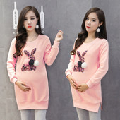 Bluza lunga pentru gravide decorata cu paiete si puf in culoarea roz