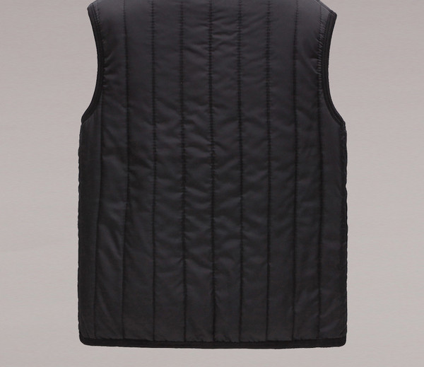 Мъжки елек с мека подплата в два цвята