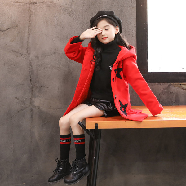 Jachetă modernă pentru copii pentru fete cu glugă în două culori