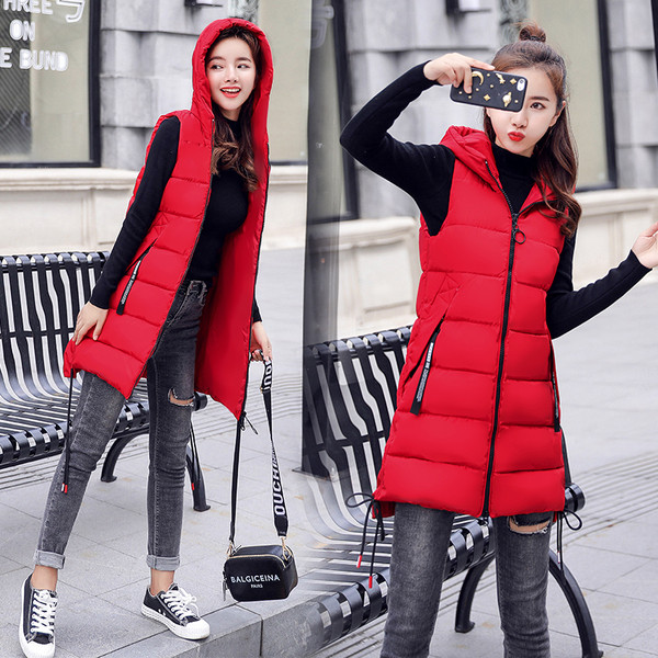 Γυναικείο γιλέκο με ασύμμετρη κουκούλα σε διάφορα χρώματα