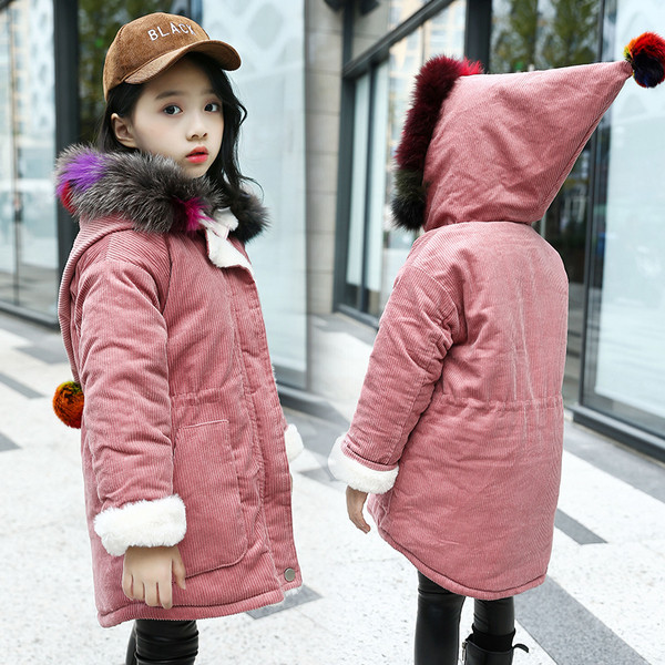 Κομψό παιδικό μπουφάν με απαλή επένδυση και κουκούλα σε τρία χρώματα