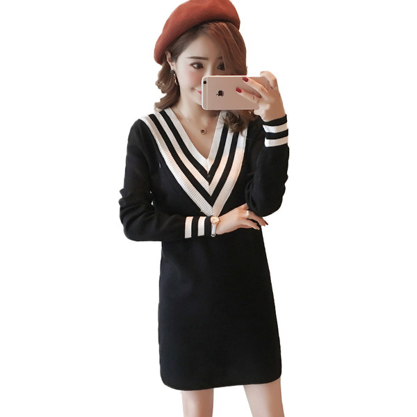 Rochie casual pentru gravide cu decolteu in V in negru si rosu