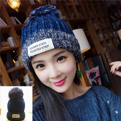 Μοντέρνο γυναικείο πυκνό καπέλο σε μερικά χρώματα