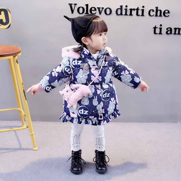 Geaca pentru copii moderna pentru fete cu gluga cu puf si elemente 3D in doua culori