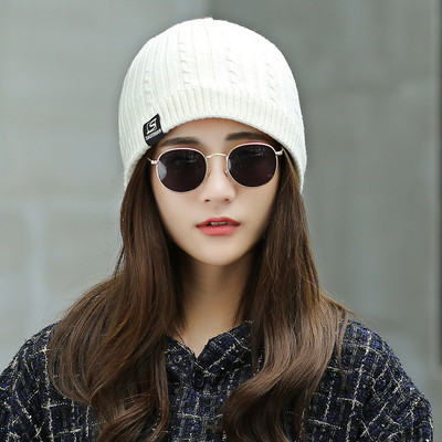 Ежедневна дамска шапка в четири цвята