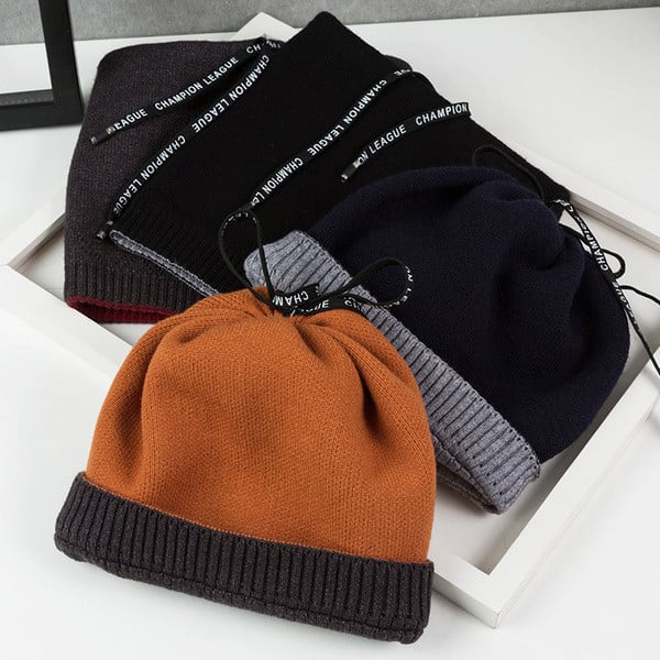 Mодерна дамска шапка с връзки в четири цвята