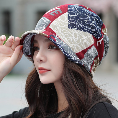 Μοντέρνο γυναικείο καπέλο