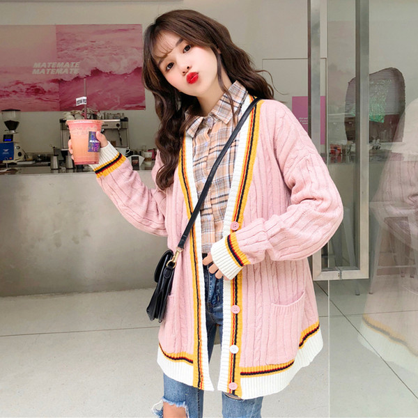 Модерна дамска жилетка в светли цветове